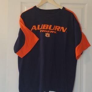 Univeristy of Alabama Auburn Tigers Tshirt XL
